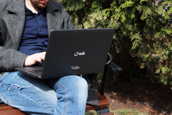 14" Ноутбук ECS (ELITEGROUP) e-Wis SF40CM, Intel Core i3-10110U (2.1 ГГц), RAM 32 ГБ, SSD 1024 ГБ, Intel UHD Graphics 620, Windows Pro, (X14GL), Черный, Российская клавиатура